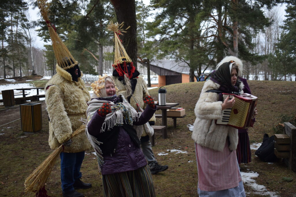 Autors: www.bauskasdzive.lv