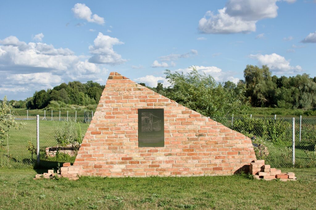 Autors: Arturs Simanovskis