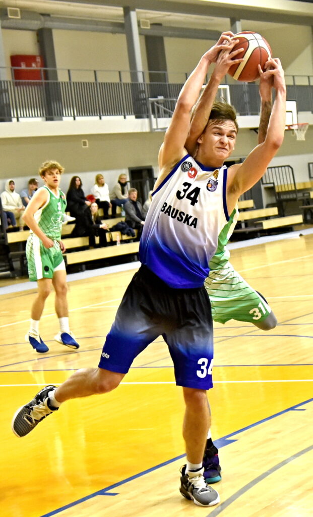 Autors: Uldis Varnevičs