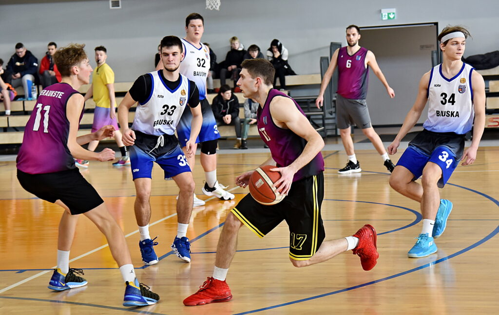 Autors: Uldis Varnevičs