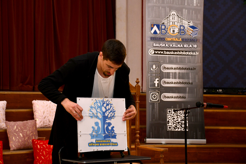 Autors: Ivars Bogdanovs