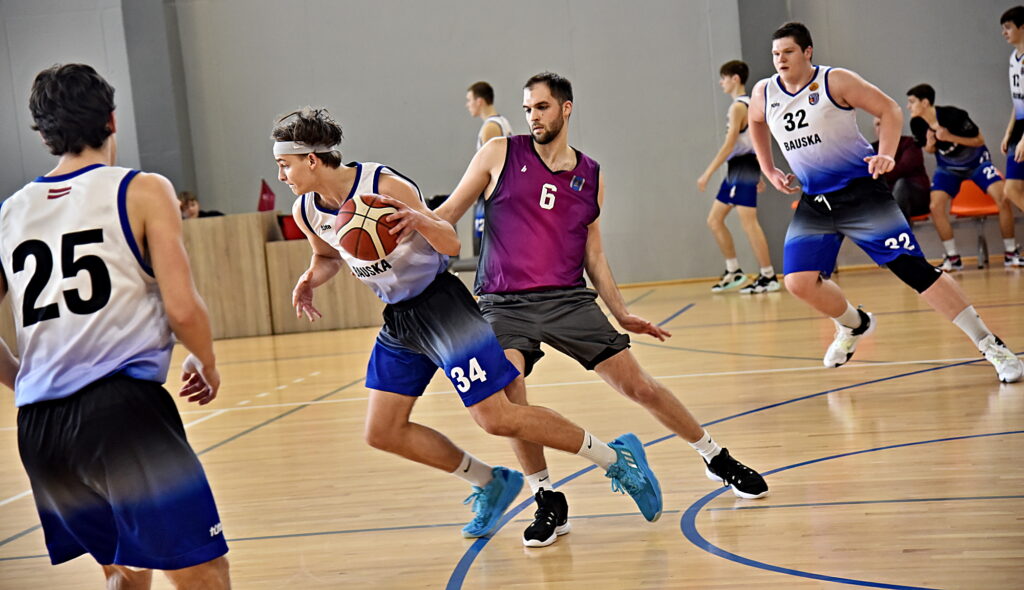 Autors: Uldis Varnevičs