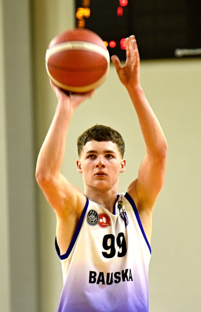 Autors: Uldis Varnevičs