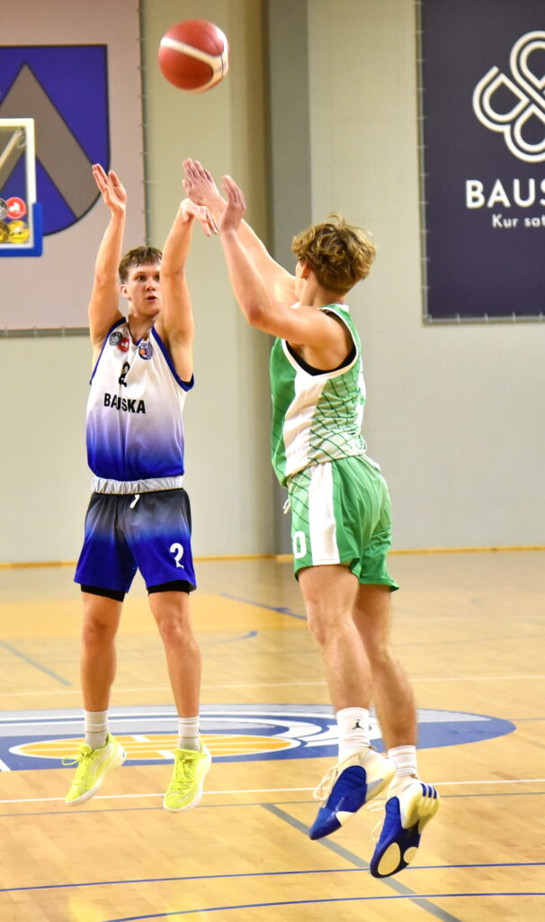 Autors: Uldis Varnevičs