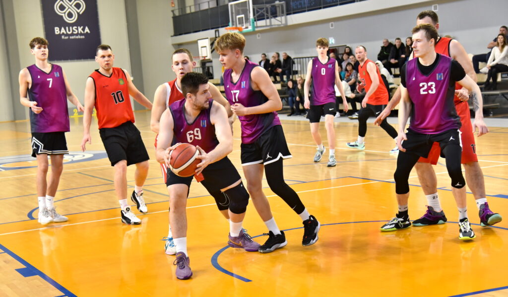 Autors: Uldis Varnevičs