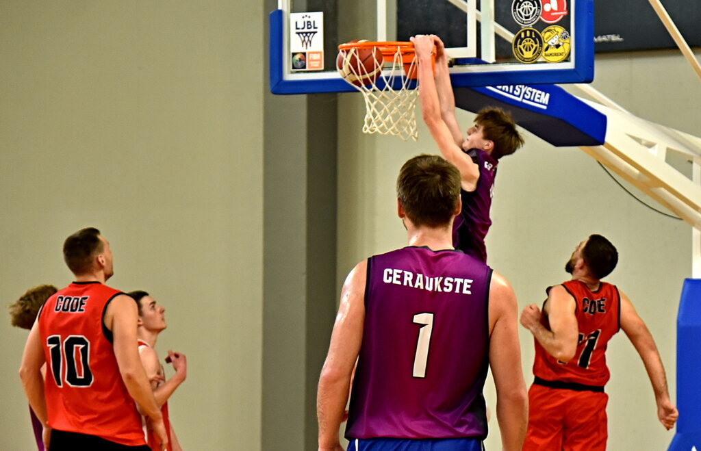 Autors: Uldis Varnevičs