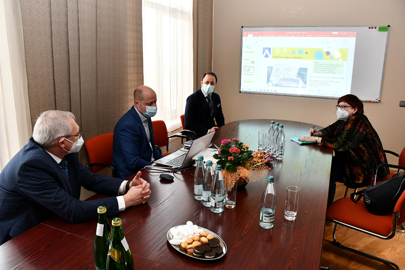 Autors: Ivars Bogdanovs