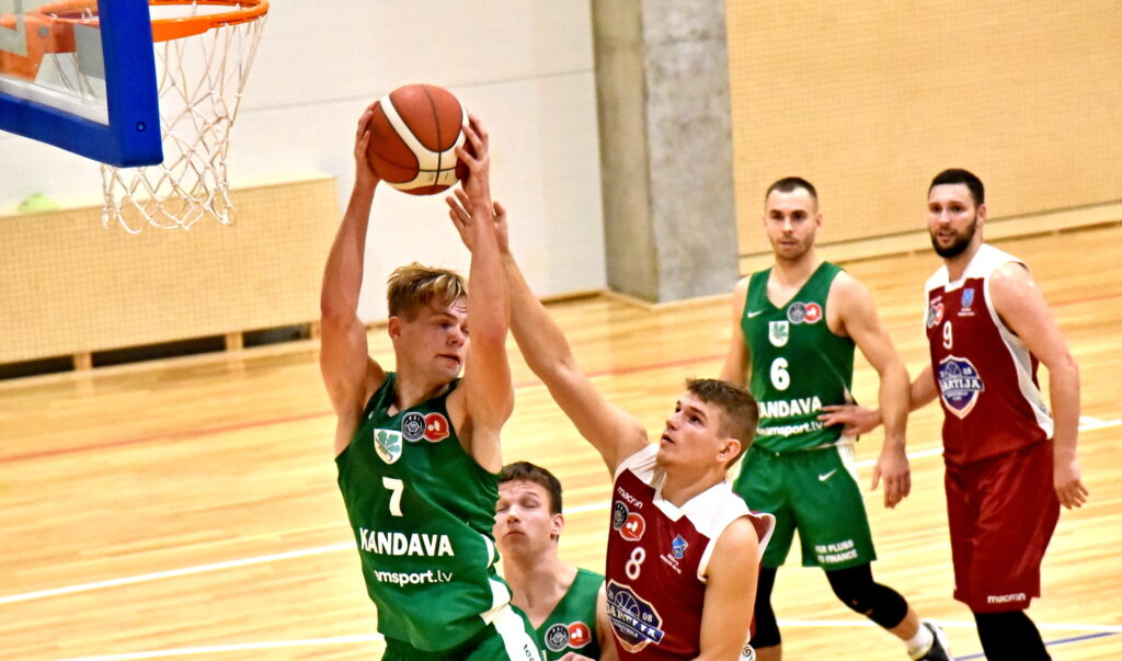 Autors: Uldis Varnevičs