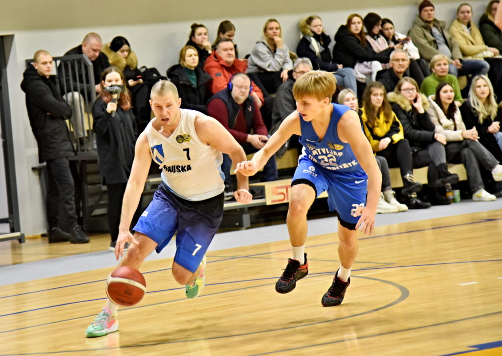 Autors: Uldis Varnevičs