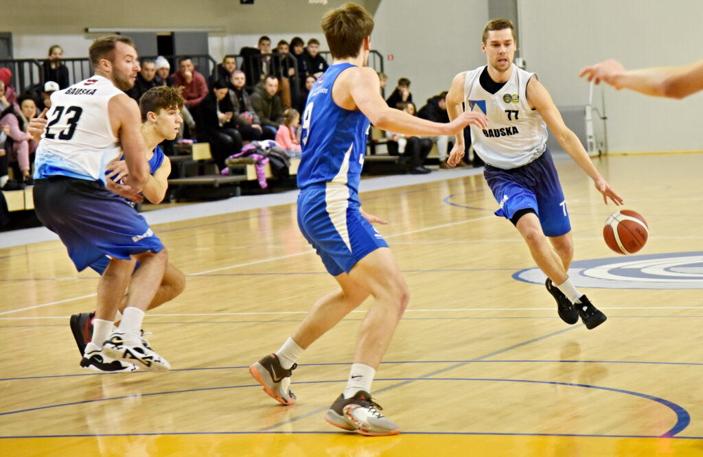 Autors: Uldis Varnevičs