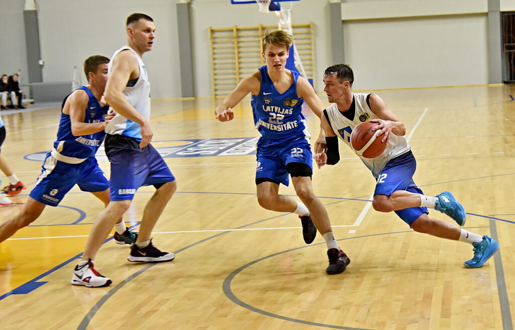 Autors: Uldis Varnevičs