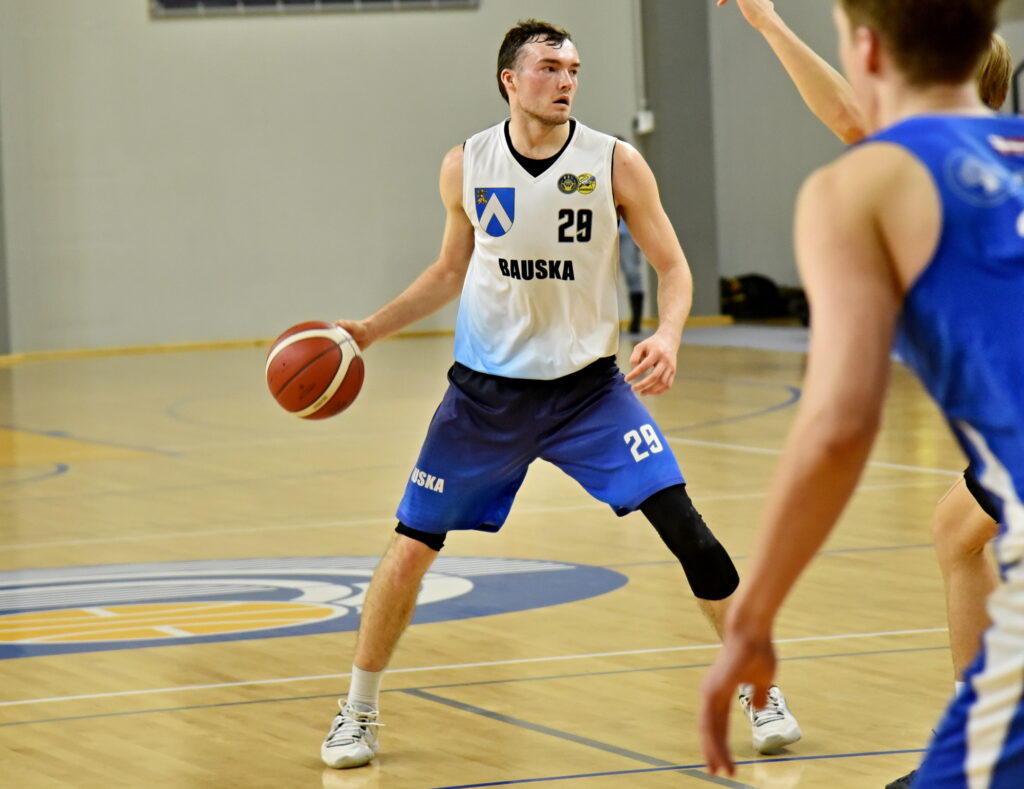 Autors: Uldis Varnevičs