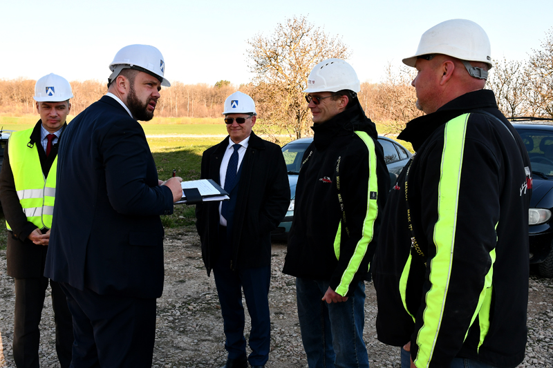 Autors: Ivars Bogdanovs