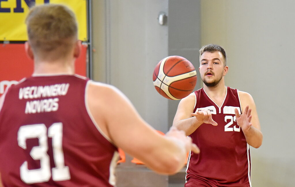 Autors: Uldis Varnevičs