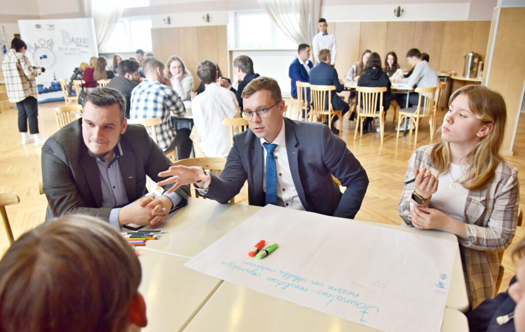 Autors: Uldis Varnevičs