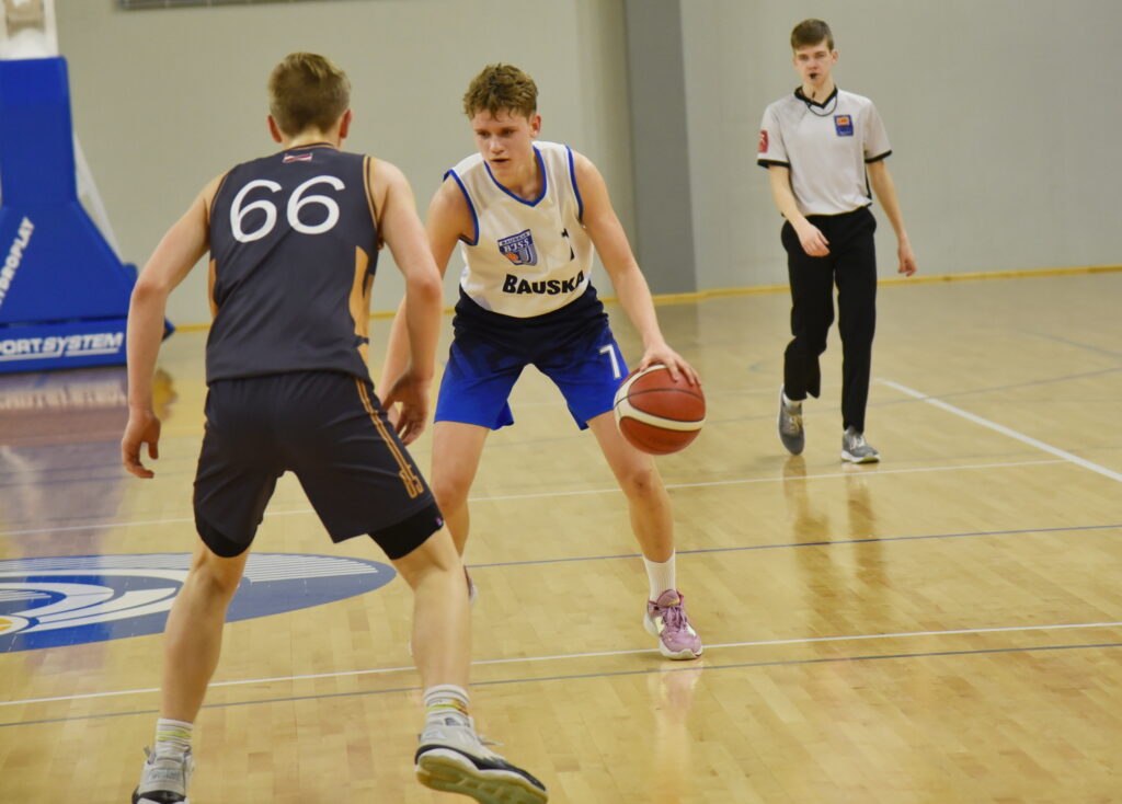 Autors: Uldis Varnevičs 