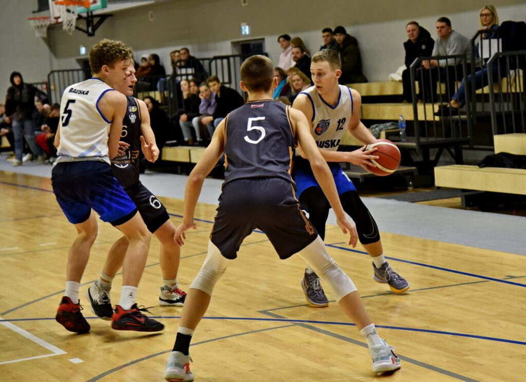 Autors: Uldis Varnevičs 