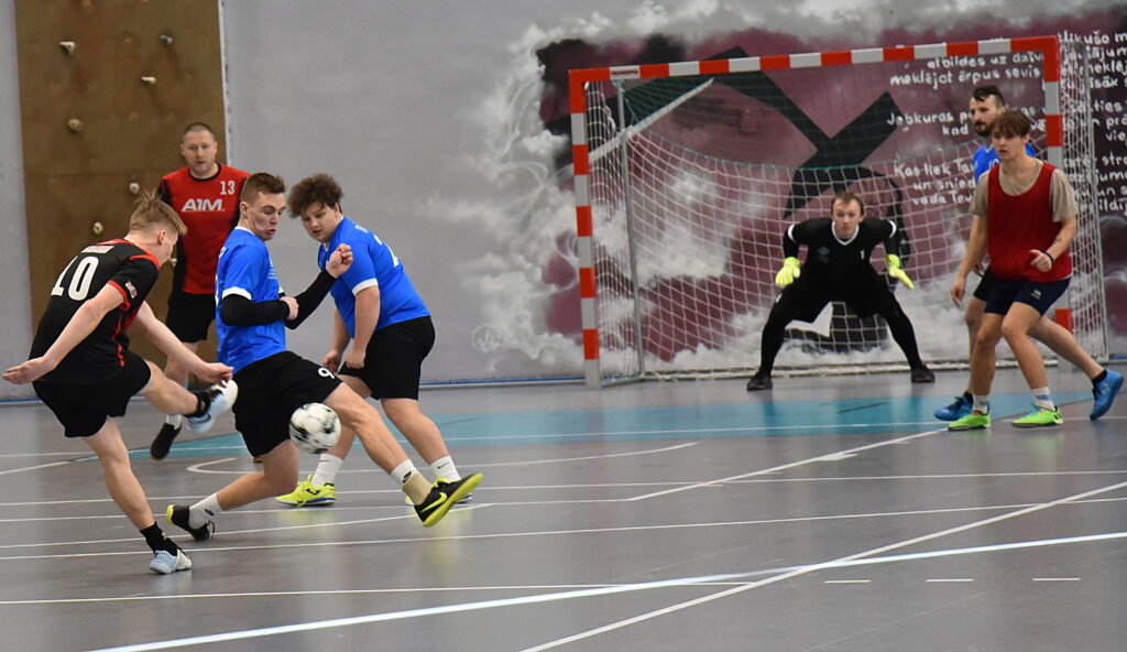 Autors: Uldis Varnevičs