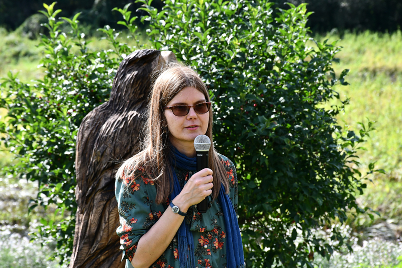 Viktorija Jonkute - viena no autorēm dokumentālajai filmai par latviešu dzejnieku Knutu Skujenieku un lietuviešu dzejnieku Vladu Brazūnu, kas dzimis tepat vien - Pasvalē.
Autors: Ivars Bogdanovs