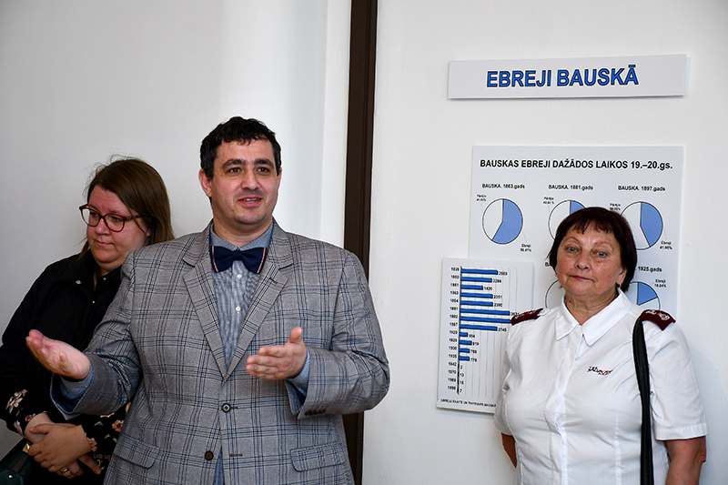 Autors: Ivars Bogdanovs