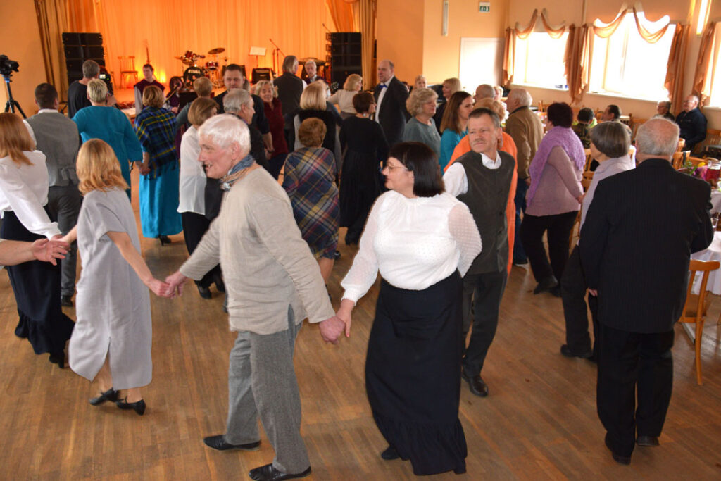 Autors: Māris Krūmiņš