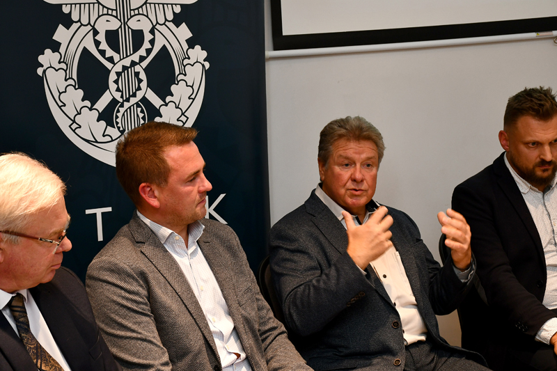 Autors: Ivars Bogdanovs