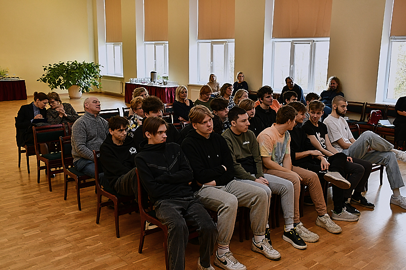 Autors: Ivars Bogdanovs