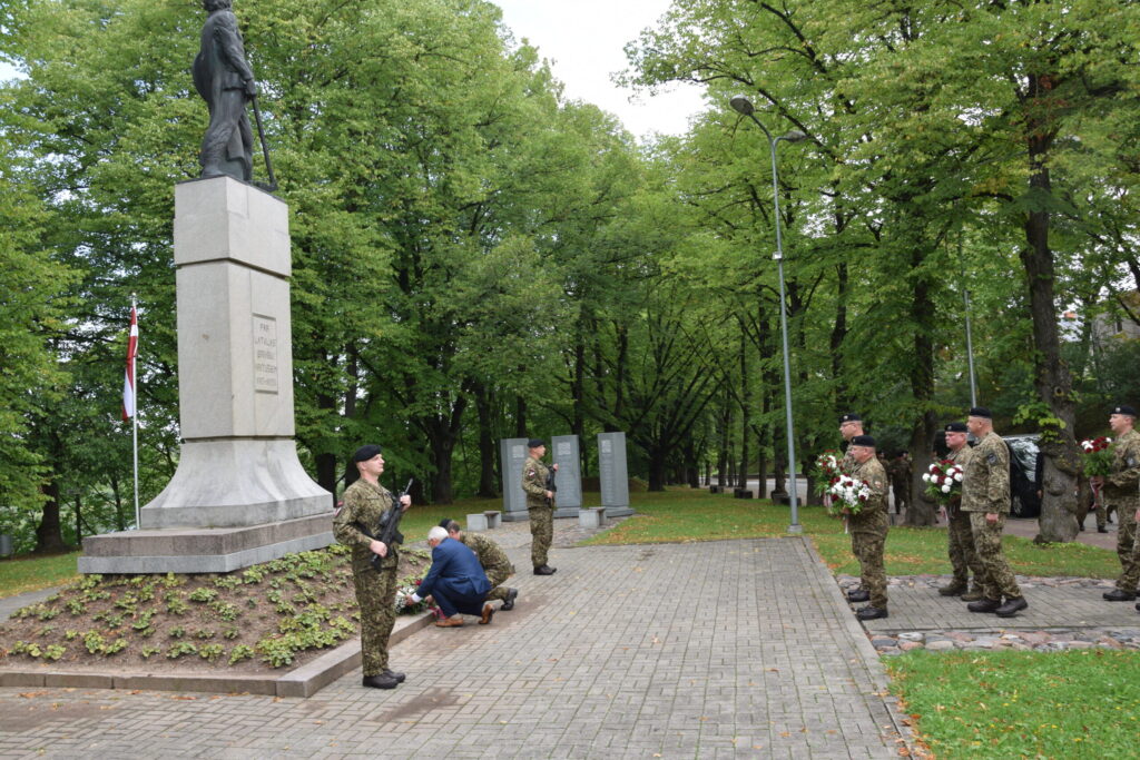 Autors: Māris Krūmiņš