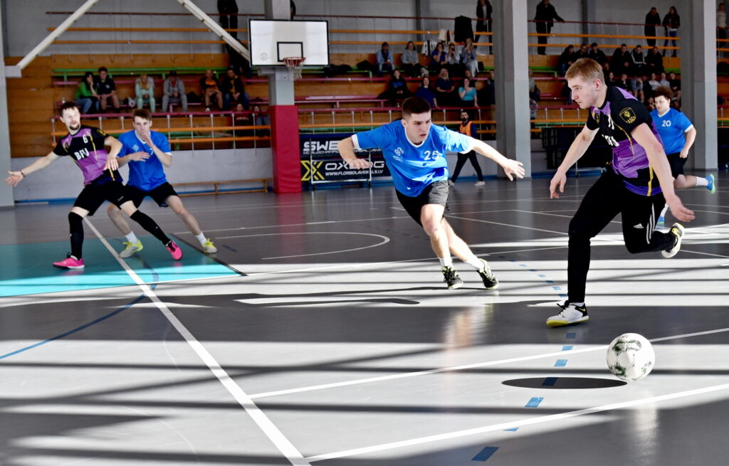 Autors: Uldis Varnevičs