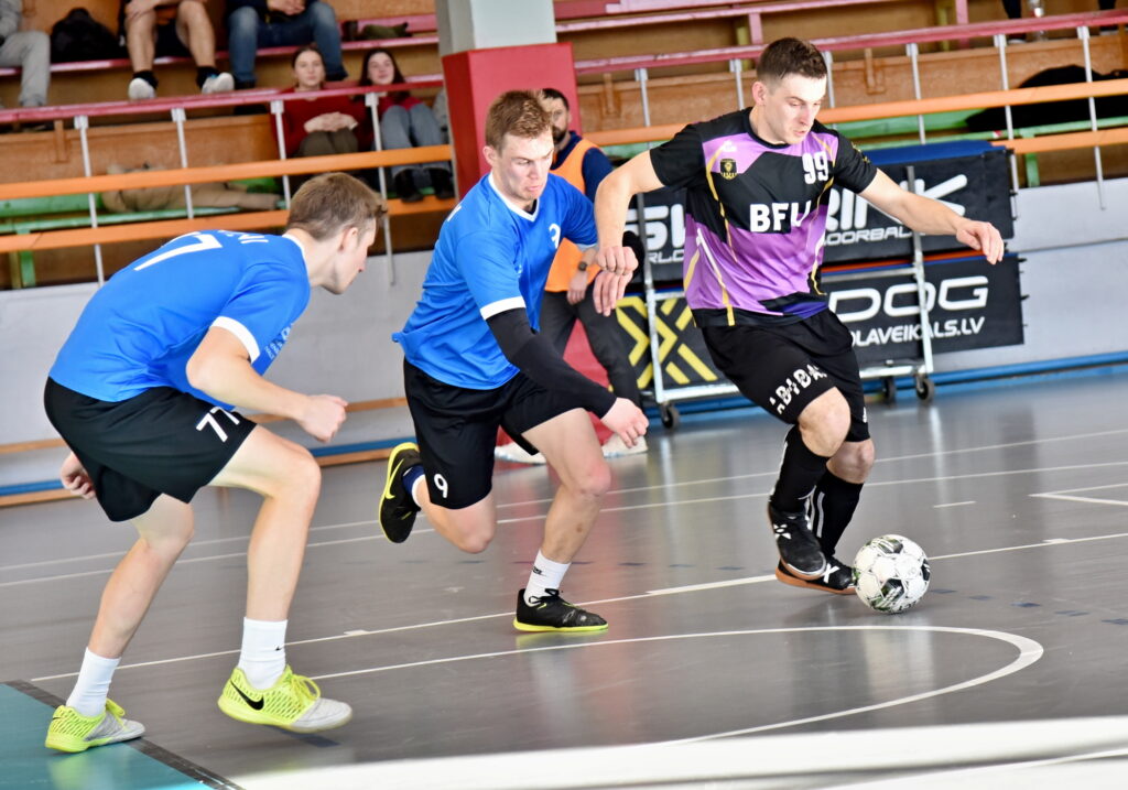 Autors: Uldis Varnevičs