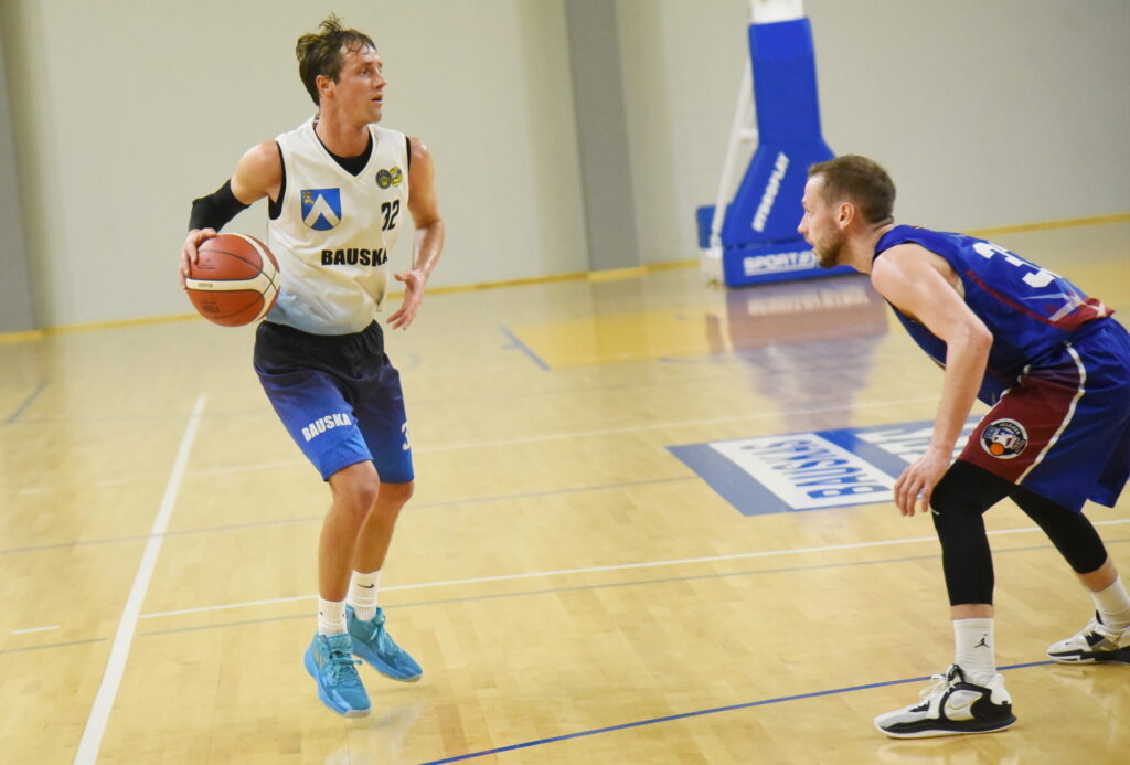 Autors: Uldis Varnevičs