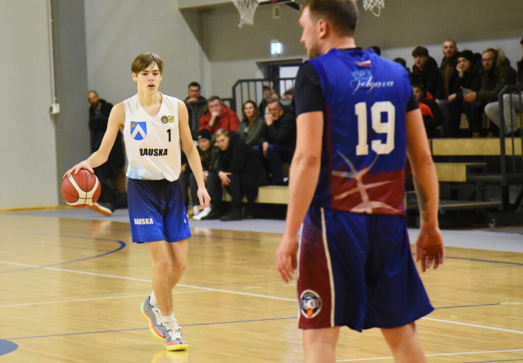 Autors: Uldis Varnevičs