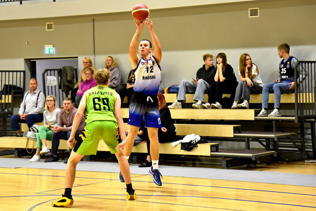 Autors: Uldis Varnevičs