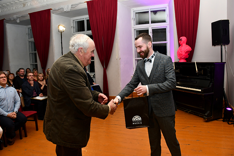 Autors: Ivars Bogdanovs