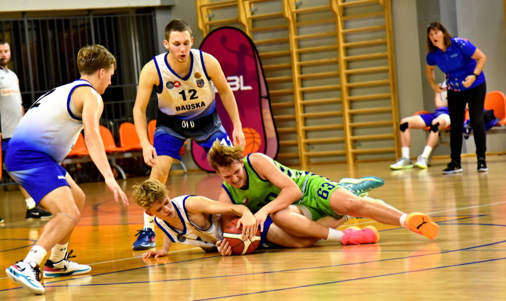 Autors: Uldis Varnevičs