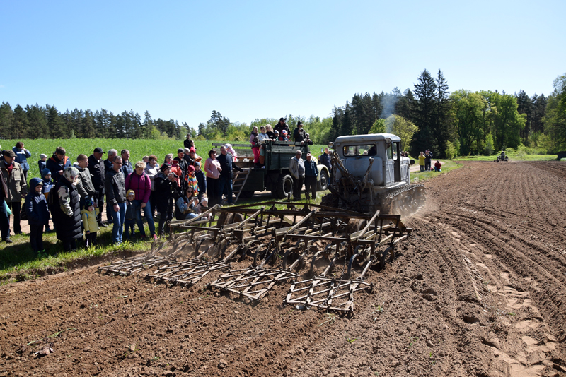 Autors: Māris Krūmiņš
