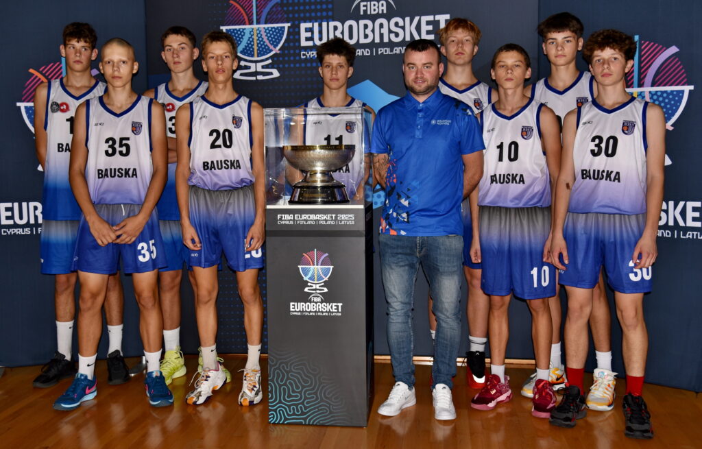 Autors: Uldis Varnnevičs