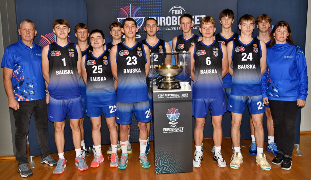 Autors: Uldis Varnnevičs