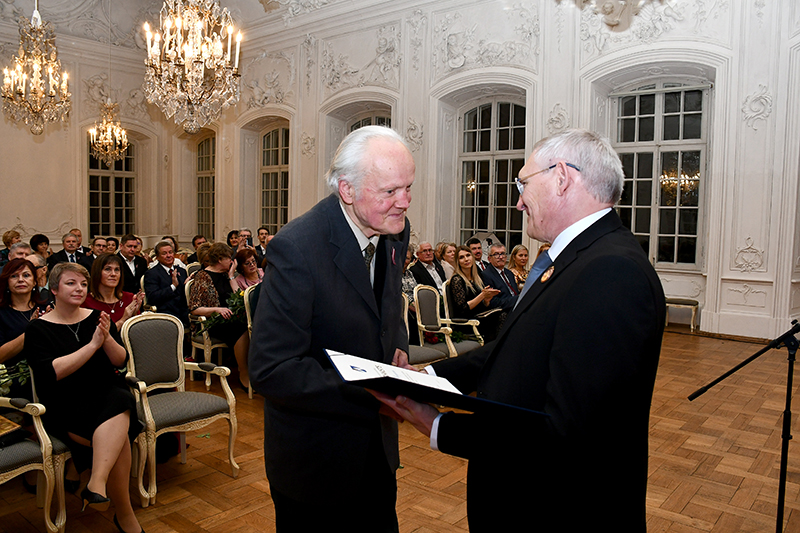 Autors: Ivars Bogdanovs