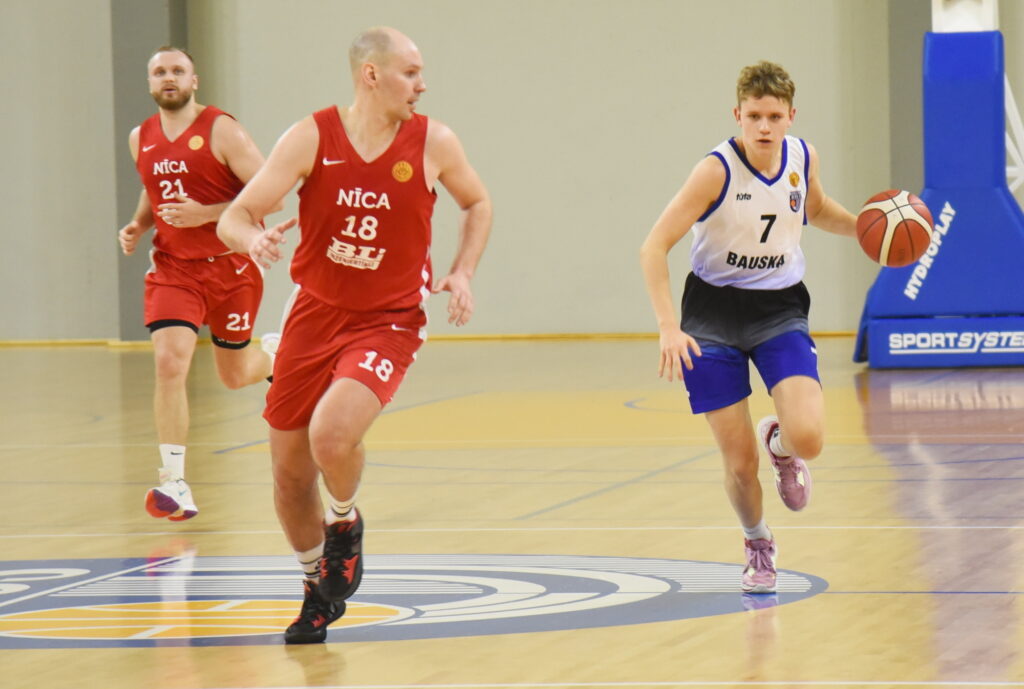 Autors: Uldis Varnevičs