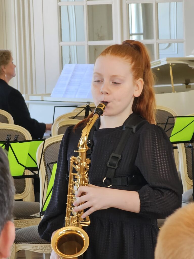 Autors: www.bauskasdzive.lv