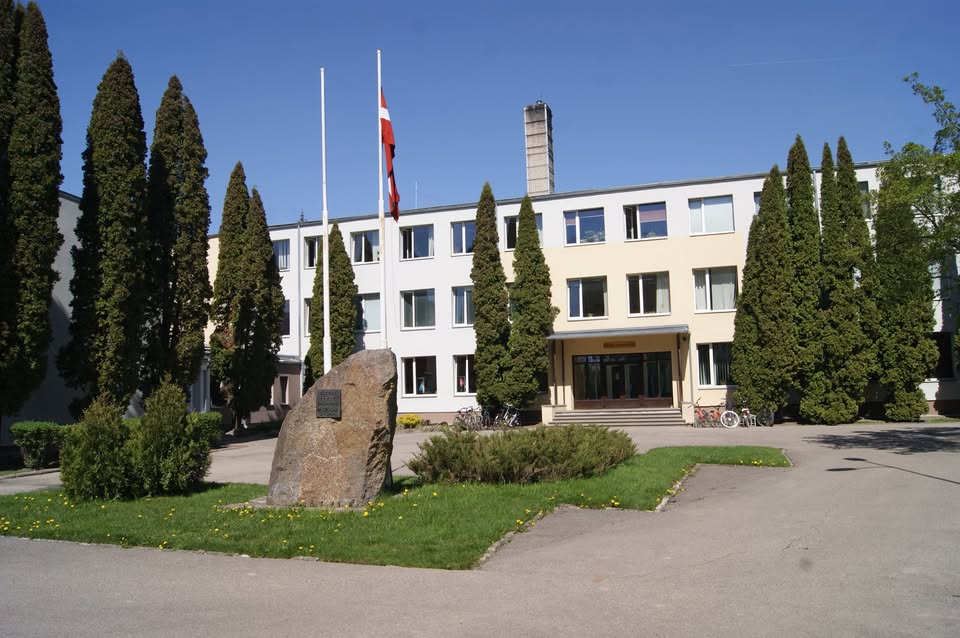 Aluksniesiem.lv raksta attēla aizvietotājs