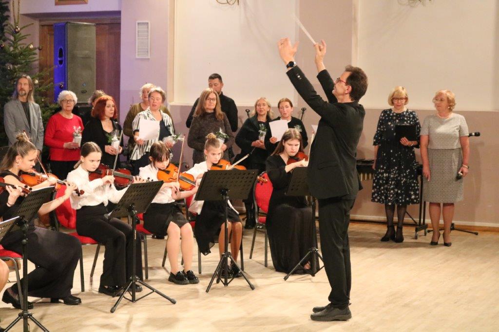 Autors: Ainārs Pastors/Mūzikas un mākslas skola