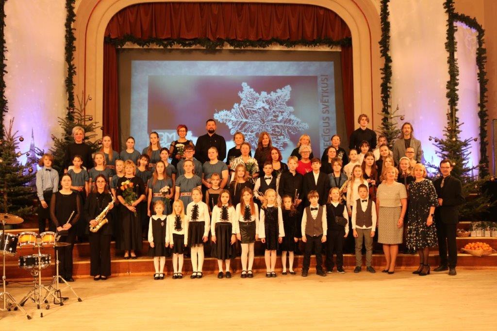 Autors: Ainārs Pastors/Mūzikas un mākslas skola