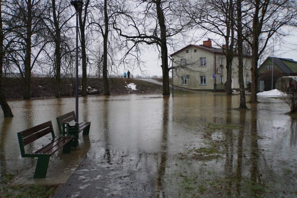 Aluksniesiem.lv raksta attēla aizvietotājs