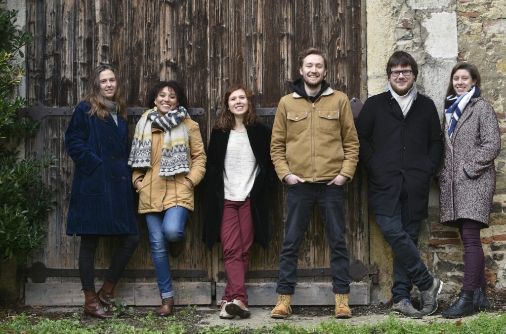 Viens no pašlaik Eiropā labākajiem jaunās paaudzes senās mūzikas ansambļiem La Camerata Chromatica (Francija). 
Autors: Publicitātes foto, autors - Bertrand Pichene.