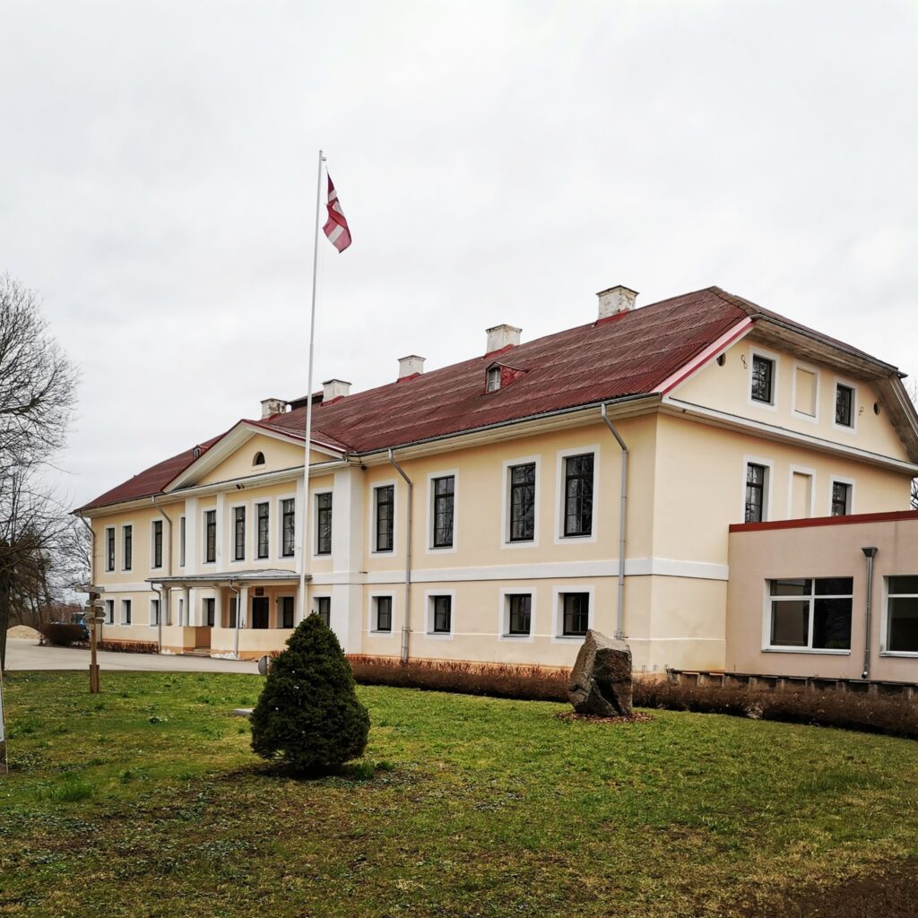 Aluksniesiem.lv raksta attēla aizvietotājs