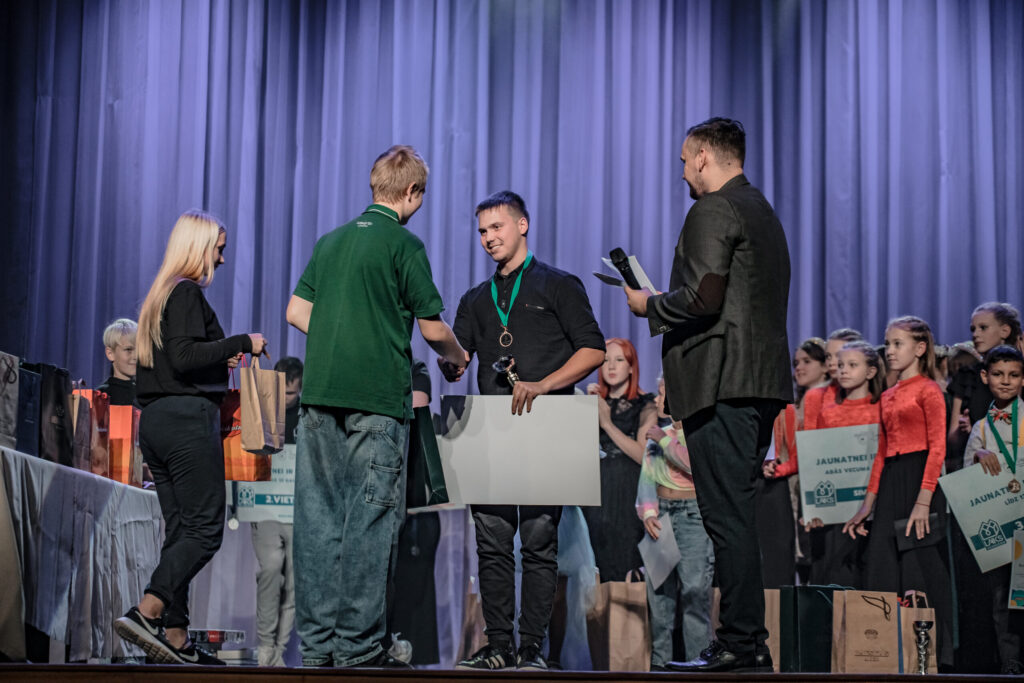 Autors: Laiks Jauniešiem / Nauris Veiss