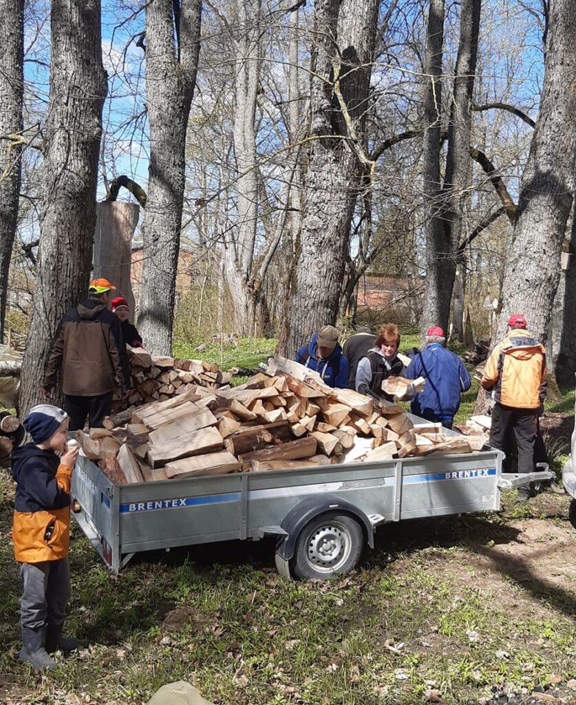 Talka Kurmenes parkā.
Autors: Sarmīte Ķīse