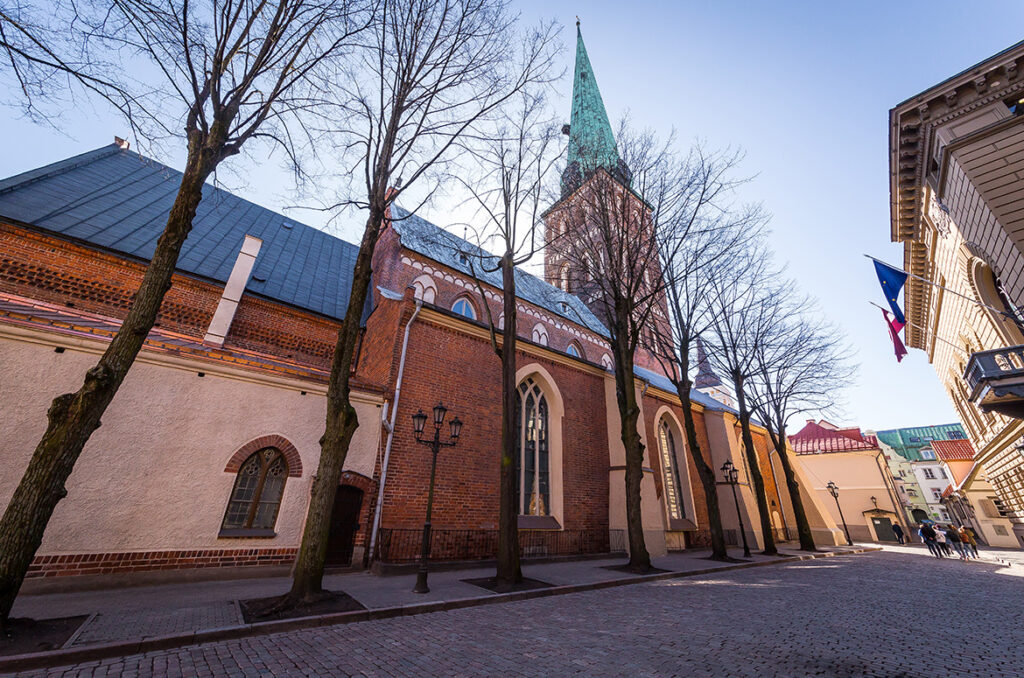 Aluksniesiem.lv raksta attēla aizvietotājs